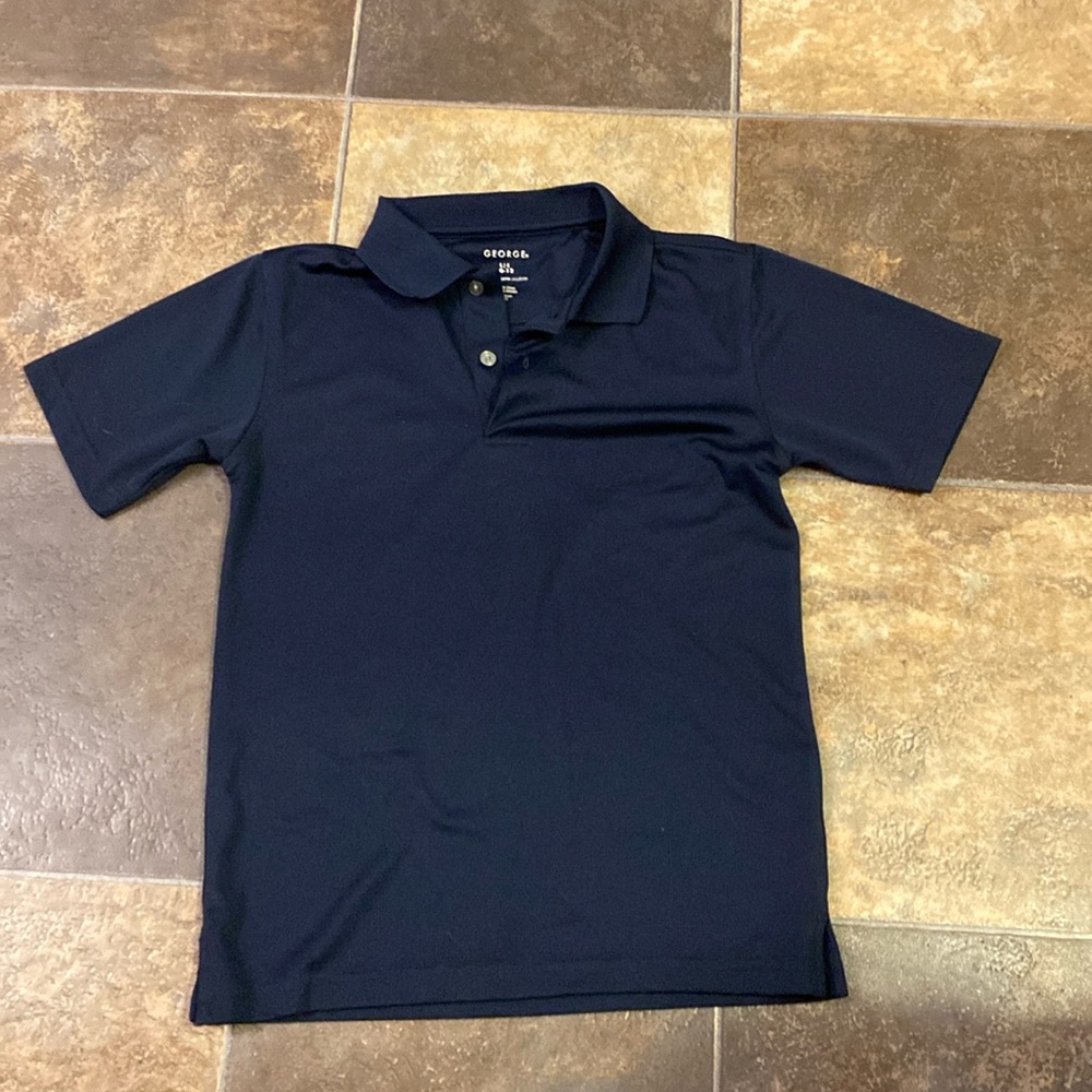 Boy’s George shirt 10/12 like new